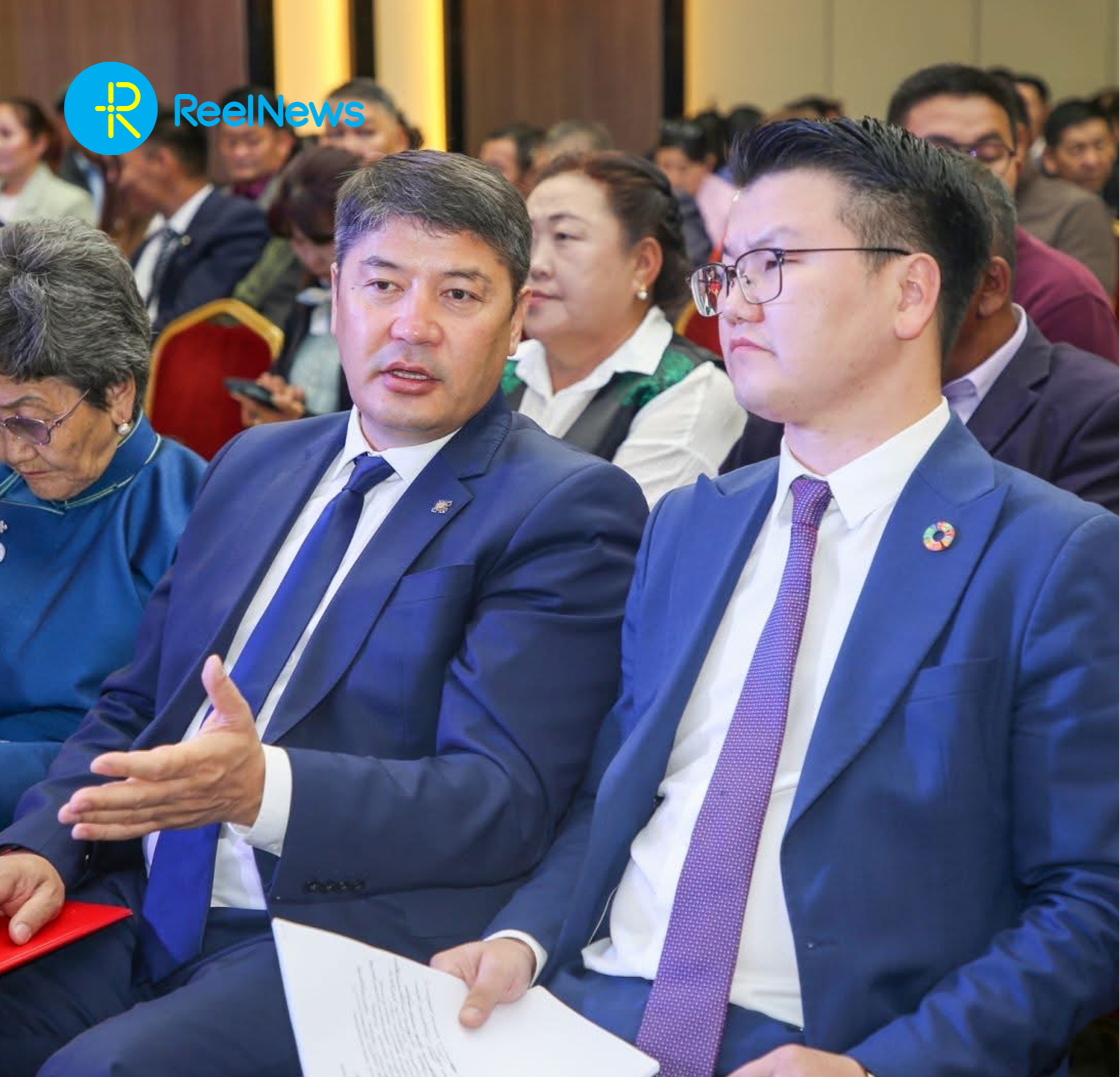 “Зохистой хөдөлмөрийг дэмжих, нийгмийн шударга ёсыг хангуулья” хэлэлцүүлэг боллоо